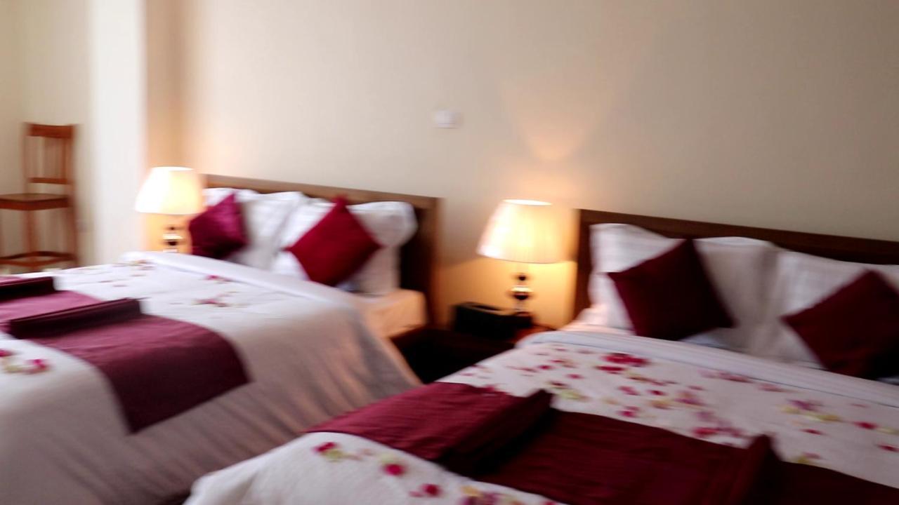 Bruhway Hotel Addis-Abeba Extérieur photo