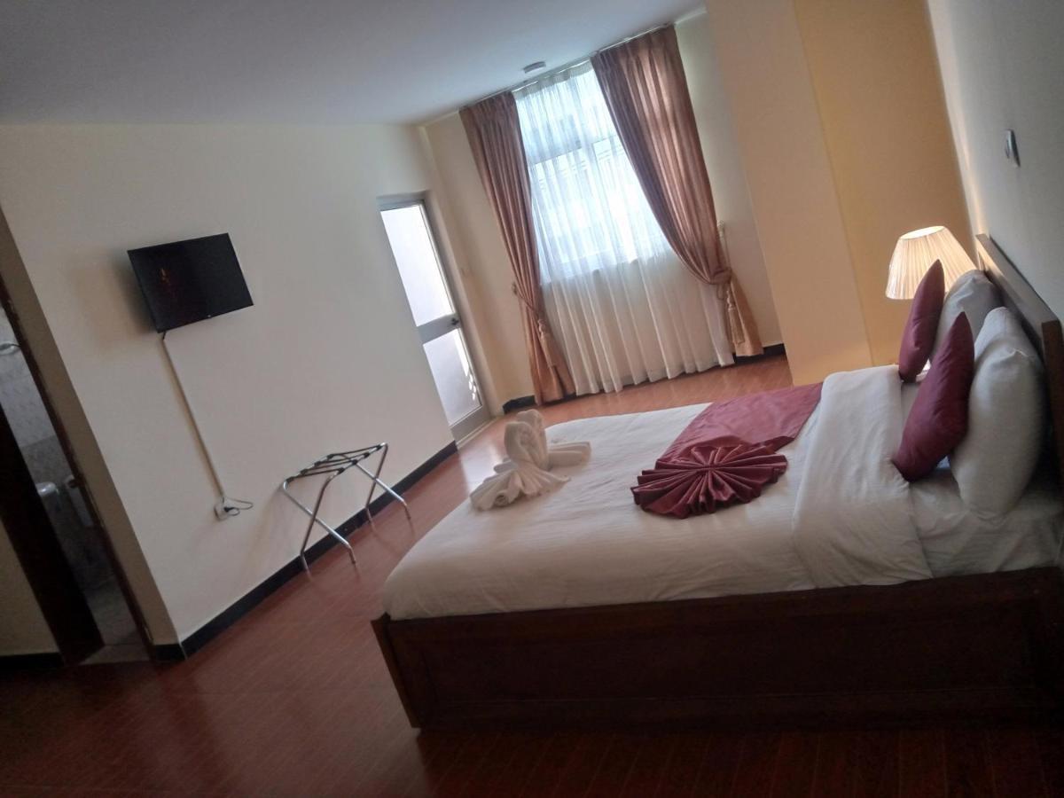 Bruhway Hotel Addis-Abeba Extérieur photo